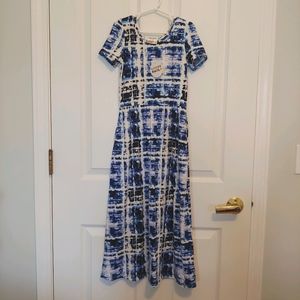 SOLD! Dot dot smile size 5/6 maxi NWT
